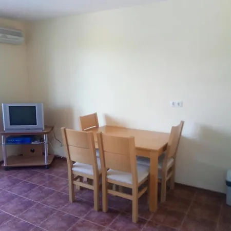 Spacious Family Fully Furnished 2 In * Kavarna