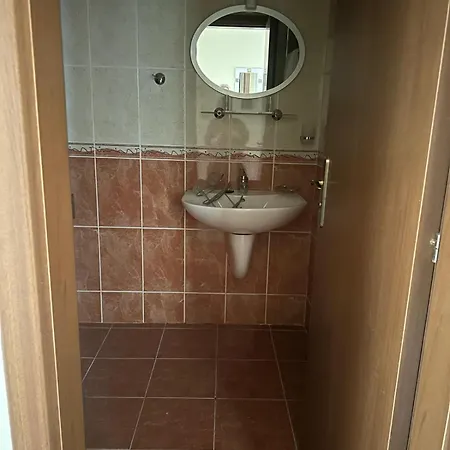 Spacious Family Fully Furnished 2 In